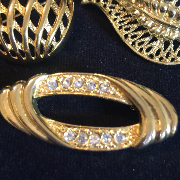 Beautiful gold tone brooch pin lot - Picture 4 of 6